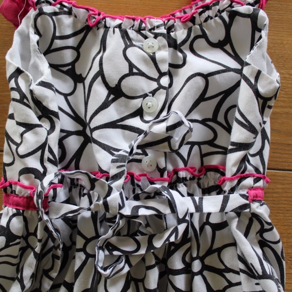 Preowned Girls 5/ 5T (3 Piece) Bundle Lot - Picture 6 of 11